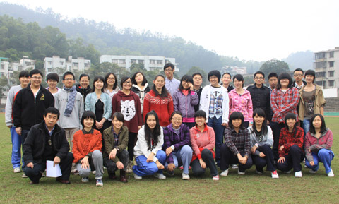 Zhuhai No. 2 High School Red Kapok Choir