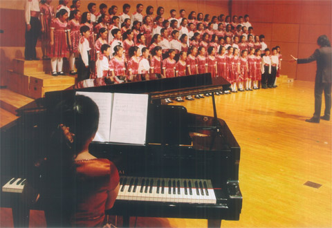 Nine O'clock Sunshine Choir Nine O'clock Sunshine Choir