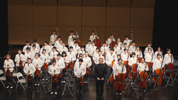 Dun-Hua Junior High School String Orchestra Dun-Hua Junior High School String Orchestra