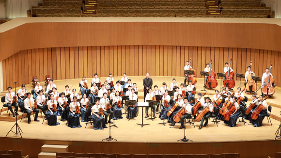 Dunhua Junior High School String Orchestra